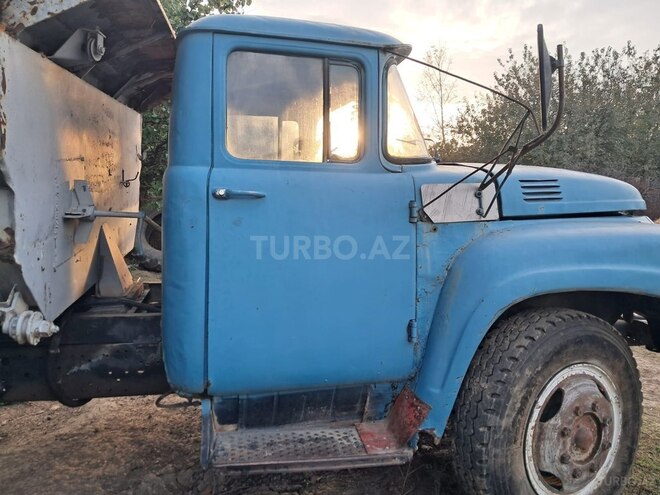 ZIL 130 1977, 500,000 km - 6.0 л - Füzuli