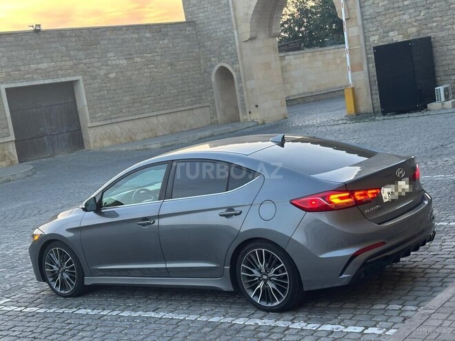 Hyundai Elantra 2016, 127,585 km - 1.6 l - Bakı
