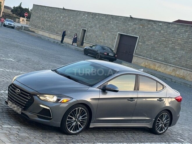 Hyundai Elantra 2016, 127,585 km - 1.6 l - Bakı