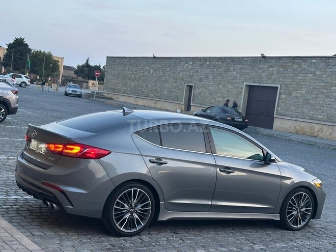 Hyundai Elantra 2016, 127,585 km - 1.6 l - Bakı
