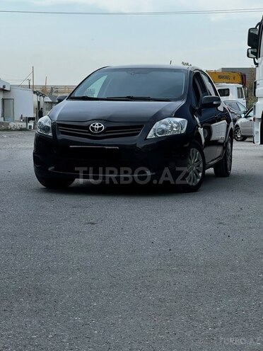 Toyota Auris 2010, 214,523 km - 1.4 л - Bakı