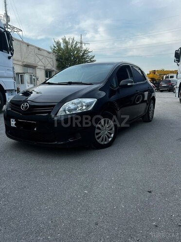 Toyota Auris 2010, 214,523 km - 1.4 л - Bakı