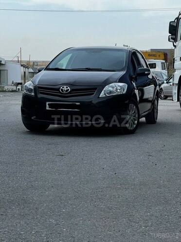 Toyota Auris 2010, 214,523 km - 1.4 л - Bakı