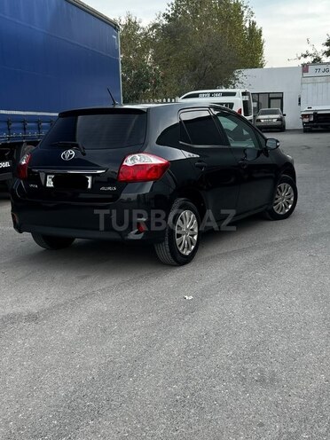 Toyota Auris 2010, 214,523 km - 1.4 л - Bakı