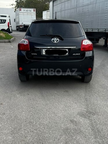 Toyota Auris 2010, 214,523 km - 1.4 л - Bakı