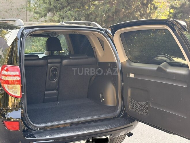 Toyota RAV4 2010, 211,000 km - 2.0 l - Bakı