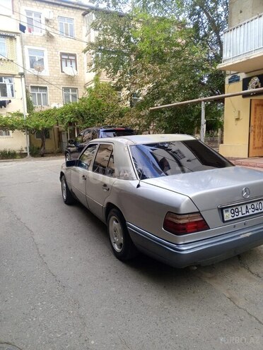 Mercedes 200 E 1994, 250,000 km - 2.0 l - Şirvan