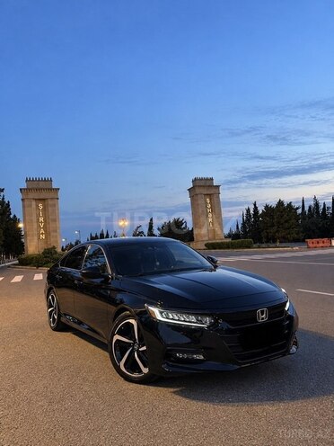 Honda Accord 2018, 182,000 km - 2.0 l - Şirvan