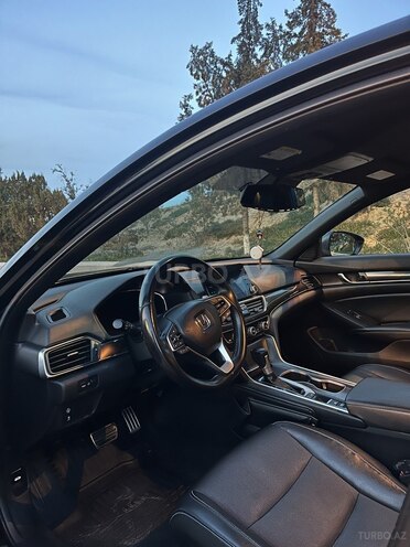 Honda Accord 2018, 182,000 km - 2.0 l - Şirvan