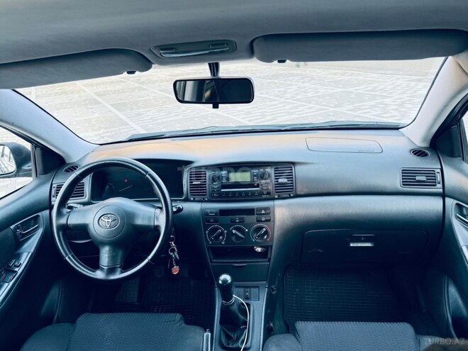Toyota Corolla 2005, 292,000 km - 1.4 l - Bakı