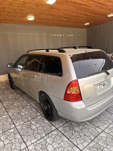 Toyota Corolla 2007, 235,000 km - 1.4 l - Bakı