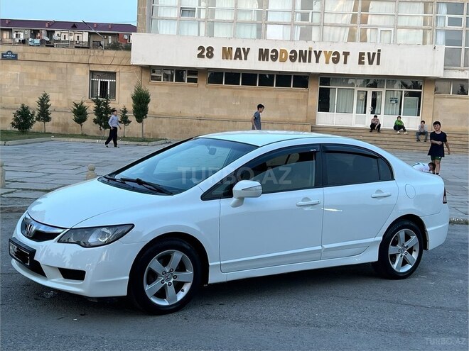Honda Civic 2008, 389,000 km - 1.8 l - Sumqayıt