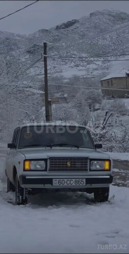 LADA (VAZ) 2107 2003, 300,000 km - 1.6 l - 