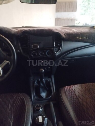 Mitsubishi L200 2022, 91,000 km - 2.4 l - Qazax