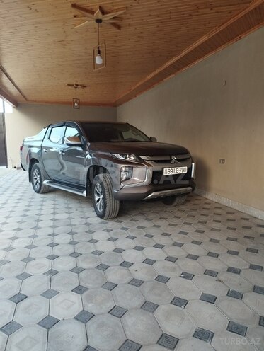 Mitsubishi L200 2022, 91,000 km - 2.4 l - Qazax