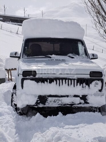 LADA (VAZ) Niva 2009, 134,000 km - 1.7 l - Quba