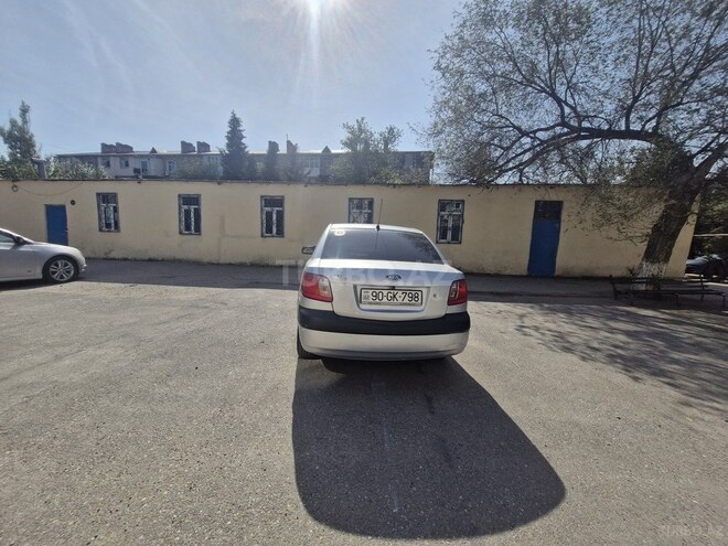 Kia Rio 2008, 228,562 km - 1.4 l - Sumqayıt