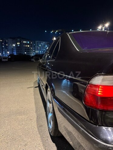 BMW 528 2000, 367,000 km - 2.8 l - Sumqayıt