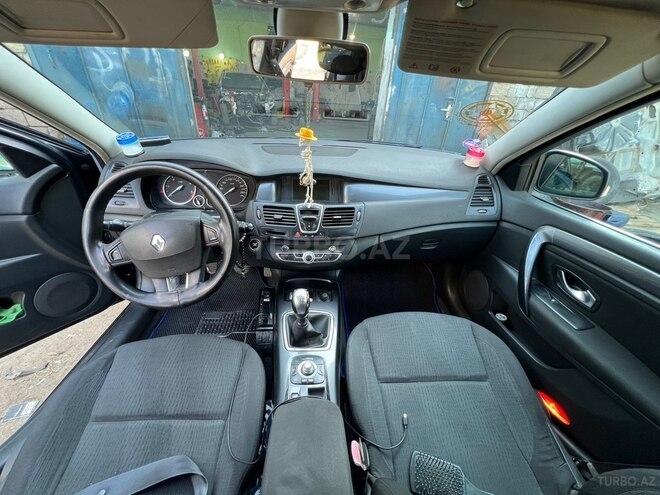 Renault Laguna 2010, 300,000 km - 1.5 л - Bakı