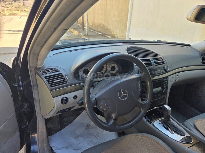 Mercedes E 270 2002, 429,300 km - 2.7 l - Bakı