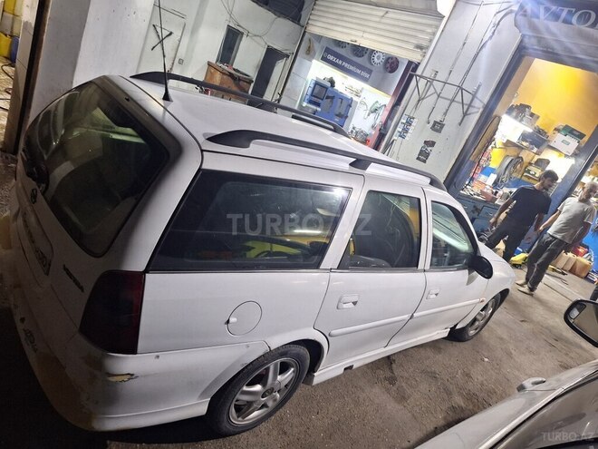 Opel Vectra 1999, 350,000 km - 2.0 л - Bakı