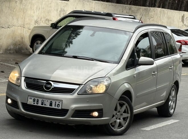 Opel Zafira 2006, 245,000 km - 1.9 л - Bakı