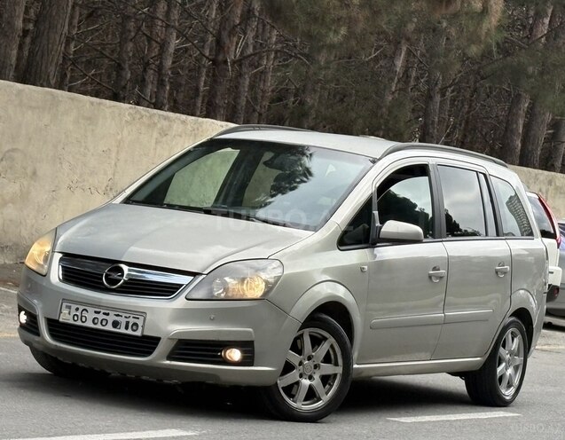 Opel Zafira 2006, 245,000 km - 1.9 л - Bakı