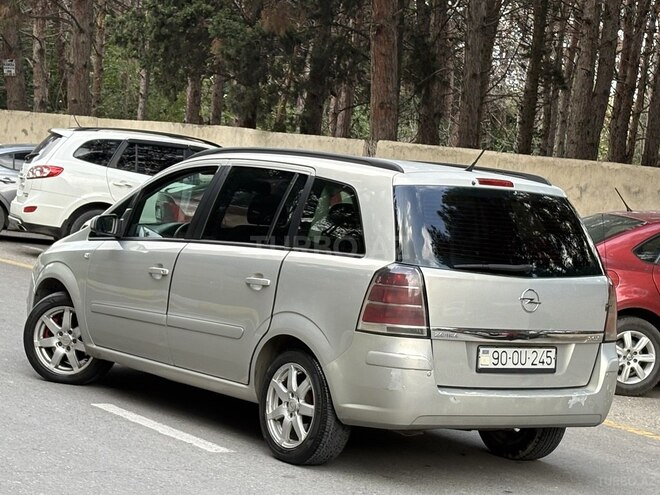 Opel Zafira 2006, 245,000 km - 1.9 л - Bakı