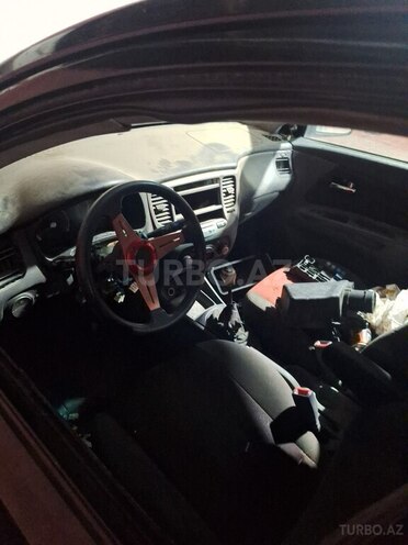 Kia Rio 2006, 300,000 km - 1.5 l - Biləsuvar