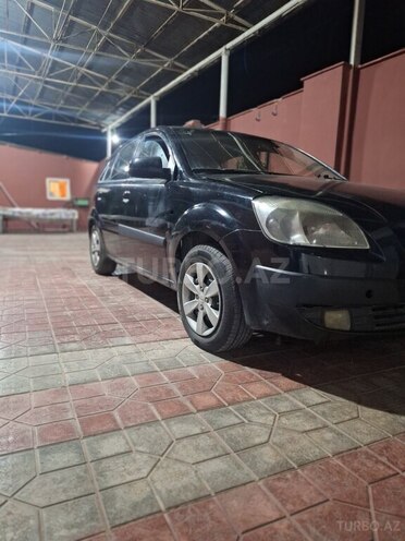 Kia Rio 2006, 300,000 km - 1.5 l - Biləsuvar