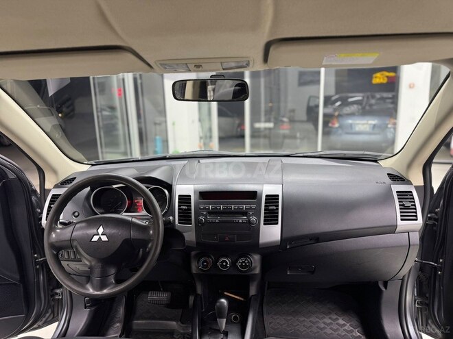 Mitsubishi Outlander 2012, 302,000 km - 2.4 l - Bakı