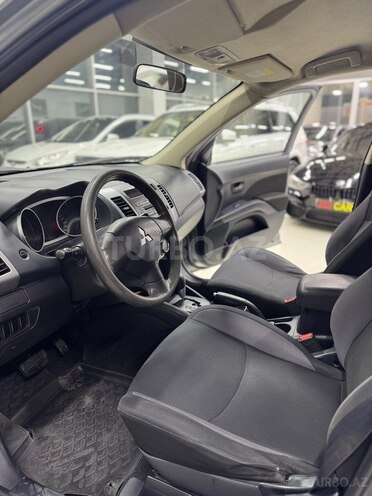 Mitsubishi Outlander 2012, 302,000 km - 2.4 l - Bakı