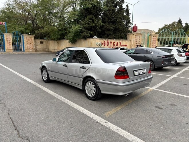 Mercedes C 180 2000, 292,000 km - 1.8 l - Göyçay
