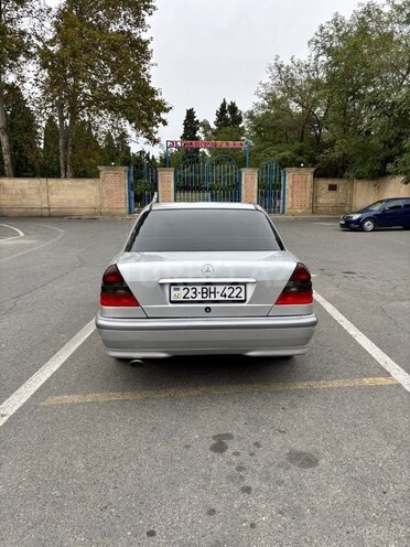 Mercedes C 180 2000, 292,000 km - 1.8 l - Göyçay