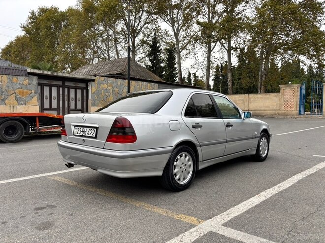 Mercedes C 180 2000, 292,000 km - 1.8 l - Göyçay