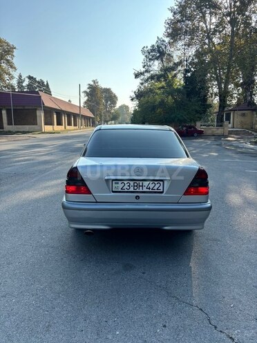 Mercedes C 180 2000, 292,000 km - 1.8 l - Göyçay