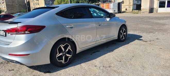 Hyundai Elantra 2016, 224,986 km - 2.0 l - Sumqayıt