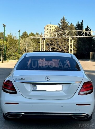 Mercedes E 220 d 2017, 177,690 km - 2.0 l - Bakı