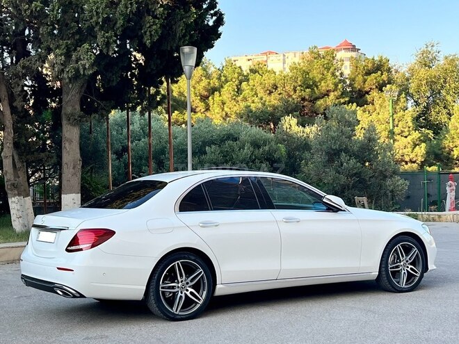 Mercedes E 220 d 2017, 177,690 km - 2.0 l - Bakı