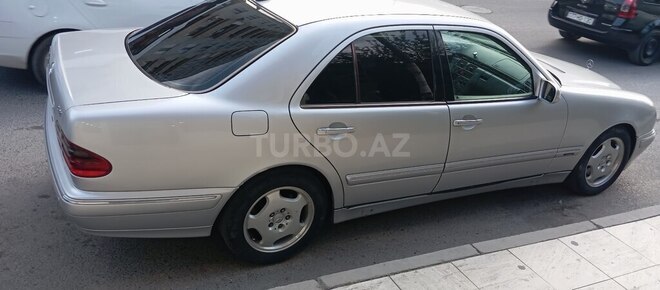 Mercedes E 270 2000, 456,535 km - 2.7 л - Bakı