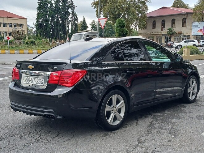 Chevrolet Cruze 2014, 318,000 km - 1.4 l - Göyçay