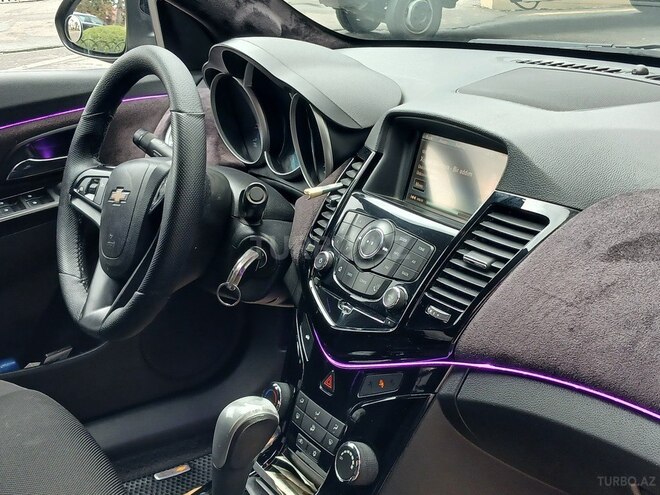 Chevrolet Cruze 2014, 318,000 km - 1.4 l - Göyçay