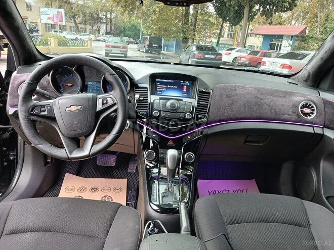 Chevrolet Cruze 2014, 318,000 km - 1.4 l - Göyçay