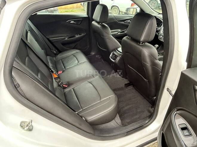 Chevrolet Malibu 2018, 261,000 km - 1.5 л - Şirvan
