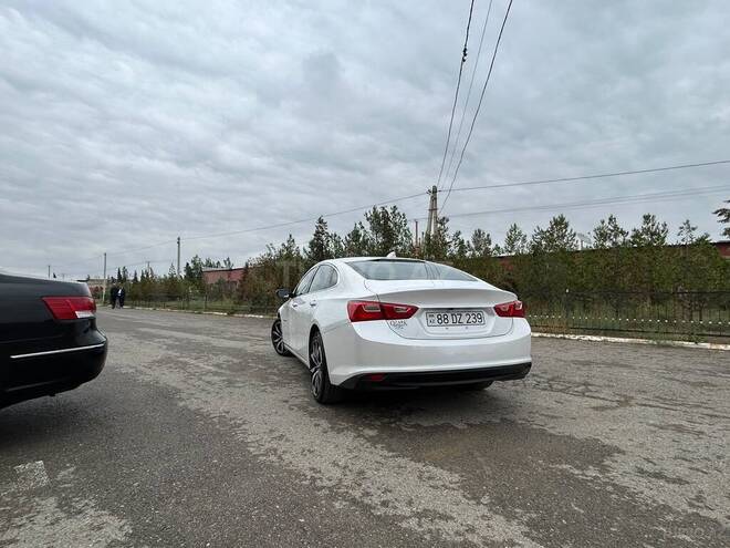 Chevrolet Malibu 2018, 261,000 km - 1.5 л - Şirvan