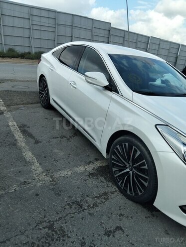 Hyundai Grandeur 2015, 260,000 km - 2.2 l - Bakı