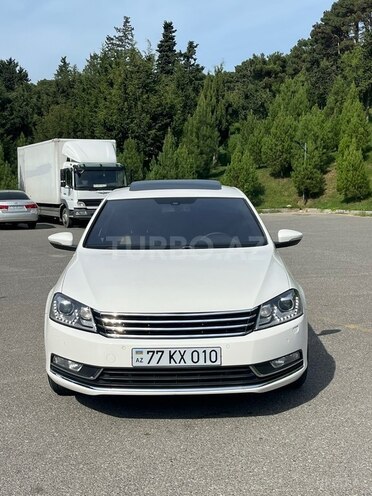 Volkswagen Passat 2011, 250,000 km - 1.8 л - Bakı