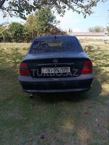 Opel Vectra 1998, 245,000 km - 2.0 l - Oğuz