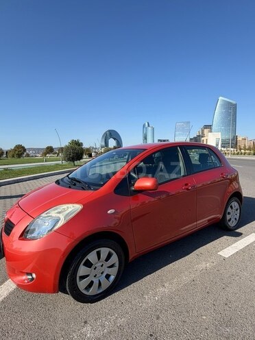 Toyota Yaris 2007, 135,500 km - 1.3 l - Bakı
