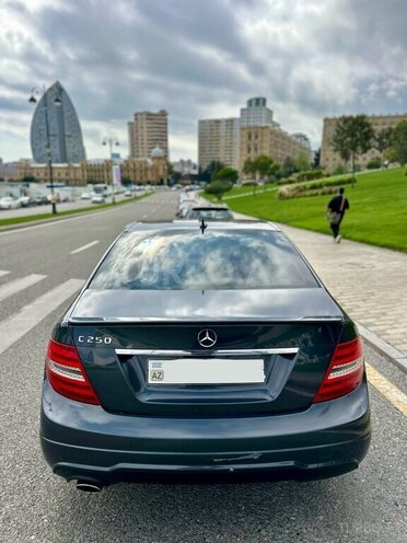 Mercedes C 250 2013, 151,000 km - 1.8 l - Bakı